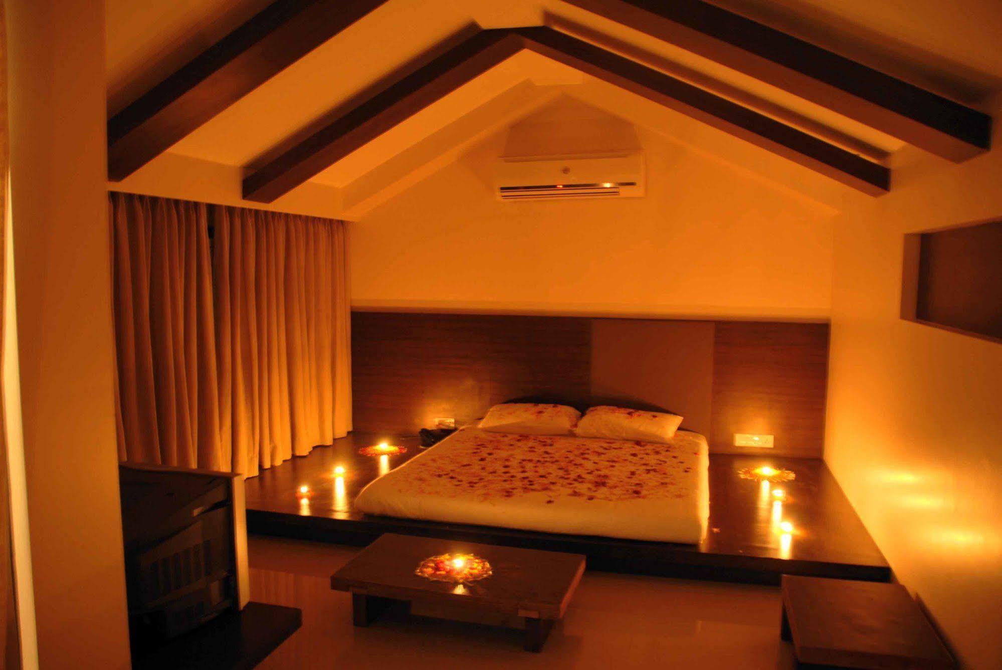 Silver Sands Beach Resort Daman Buitenkant foto