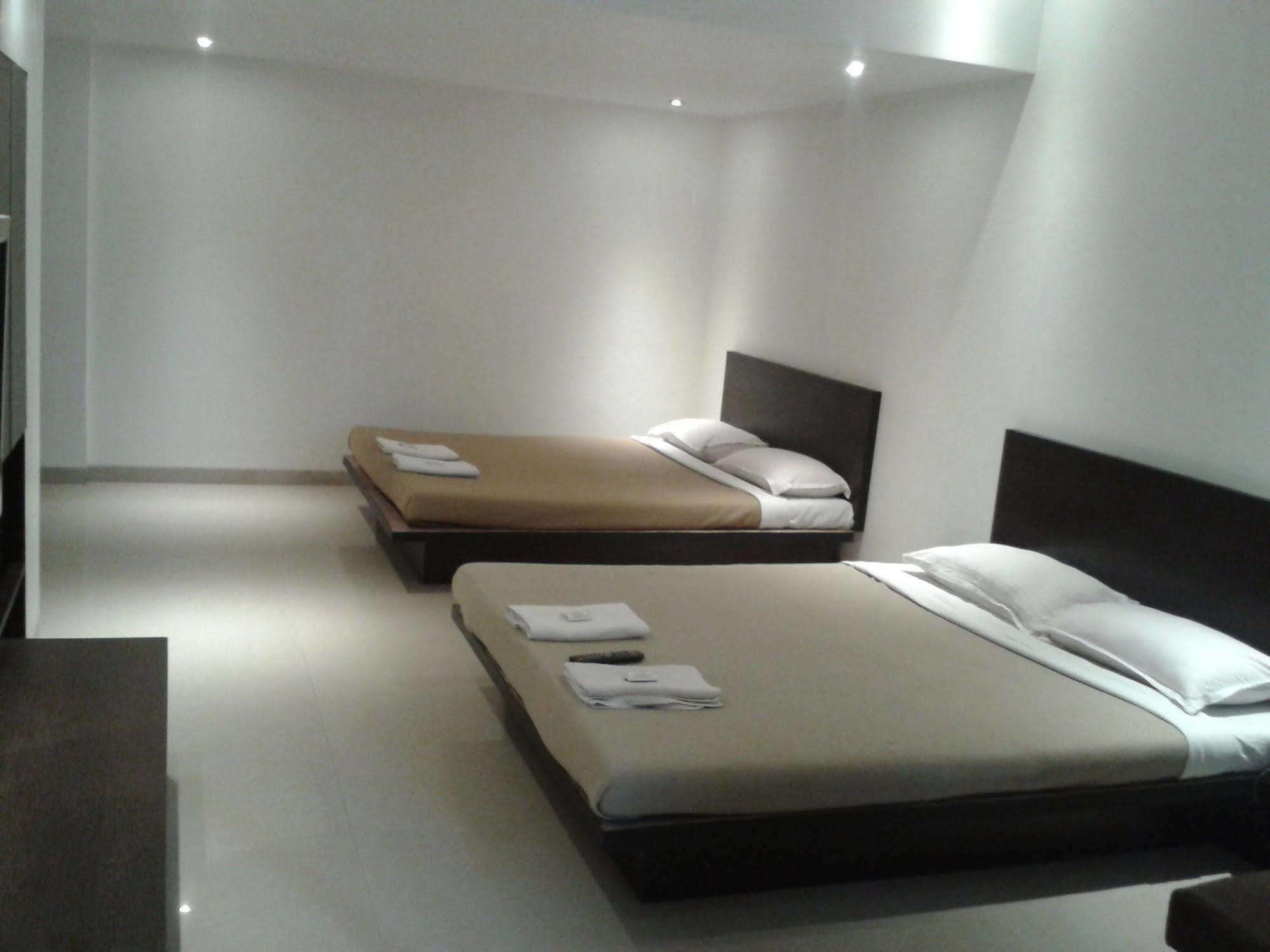 Silver Sands Beach Resort Daman Buitenkant foto